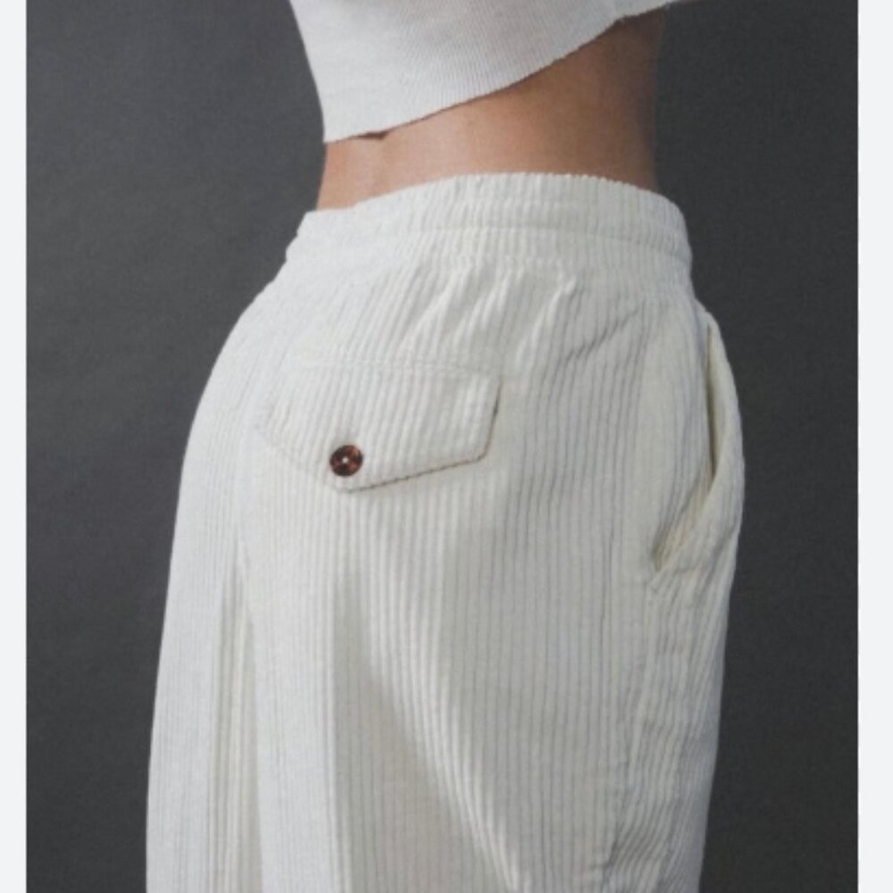 Elwood Corduroy Pant in White Oak